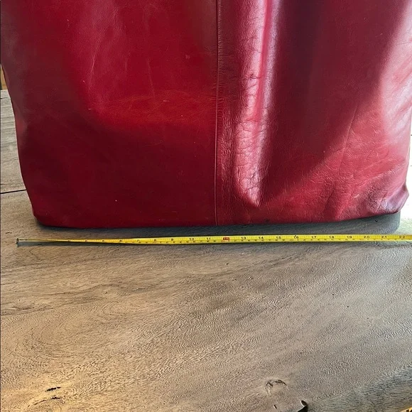 Crouch & Fitzgerald New York Oversized Red Leather Tote - Picture 11 of 17